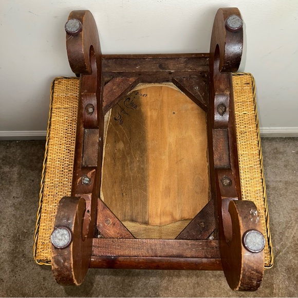 Vintage Handcrafted Needlepoint Floral Footstool Wood Victorian Grandma Green - Picture 8 of 16